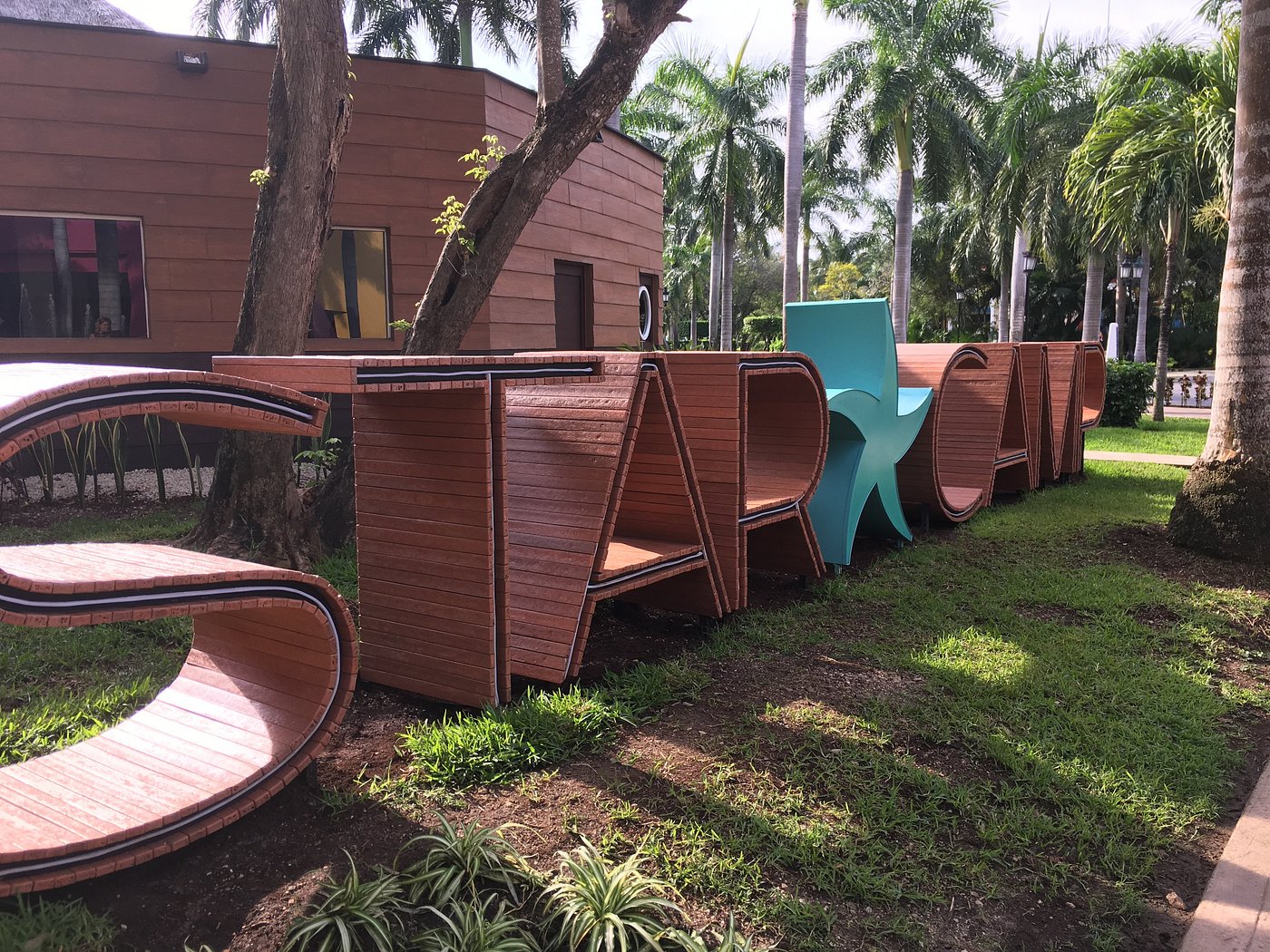 Outdoor Star Camp space at Iberostar Paraíso